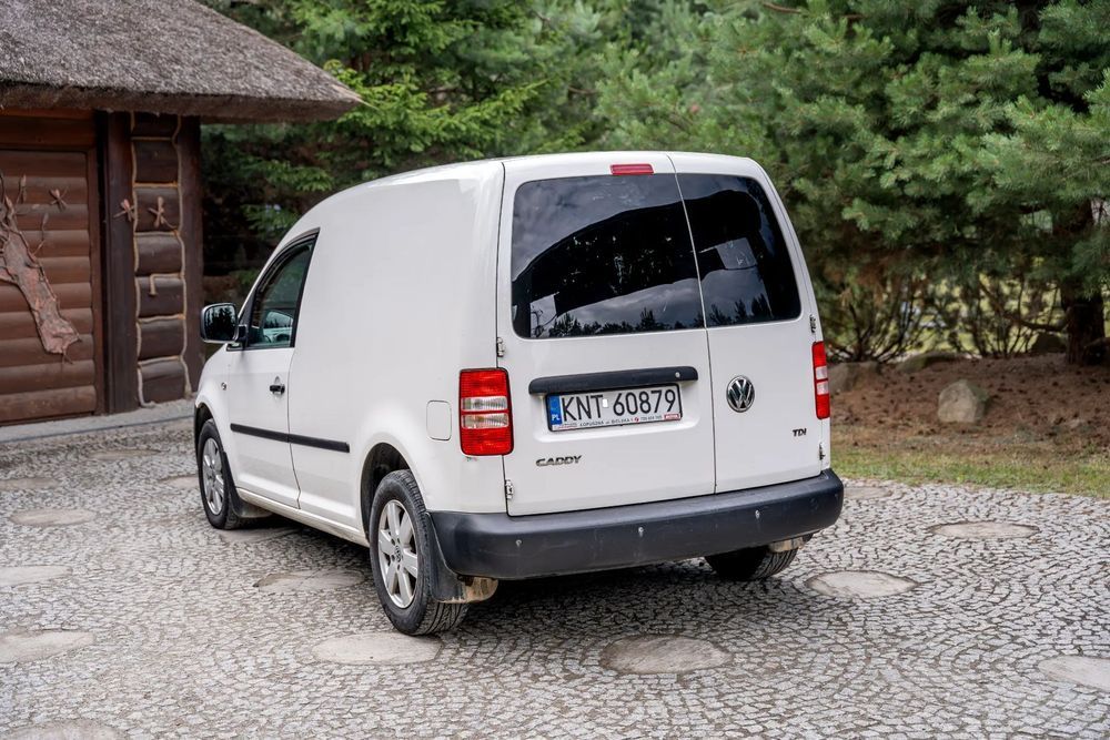 Volkswagen Caddy Furgon (Van) / 1.6 Tdi 75Km / Manual  / Salon Pl