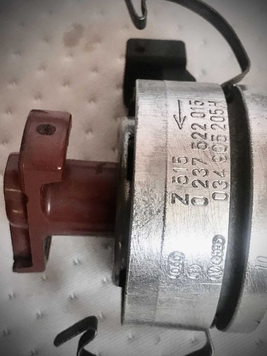 Трамблер оригінальний Volkswagen