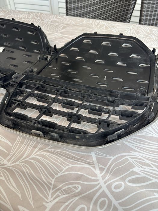 Grelha Frontal BMW i4 G26 - Original BMW