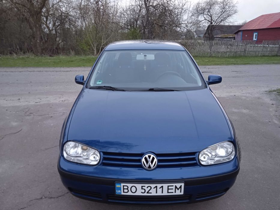 Продам Фольксваген гольф 4.