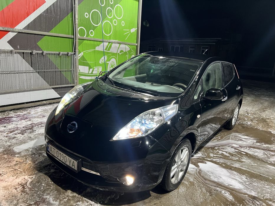 Продається нісан LIeF в гарному стані