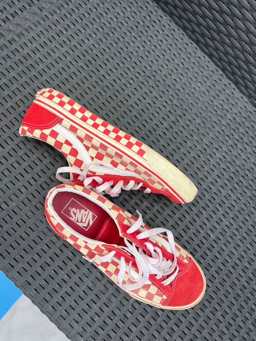 Ténis Vans quadrados