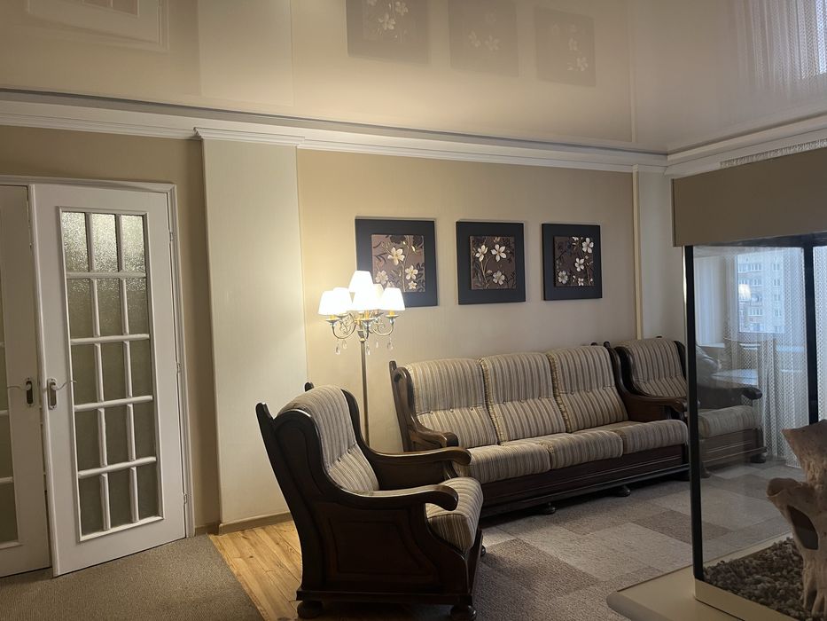 Продам 4-х комнатную квартиру в Балаклее.