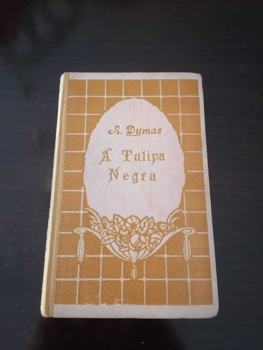 Livros diversos (preços variam entre 4€ e 20€)