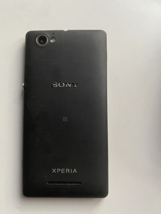 Telefon Sony Xperia M czarny etui
