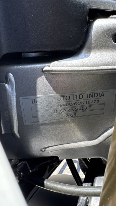 Bajaj pulsar ns400z 2025