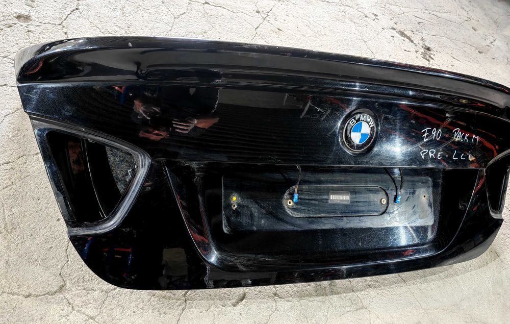 Tampa da mala BMW E90 serie 3 lci