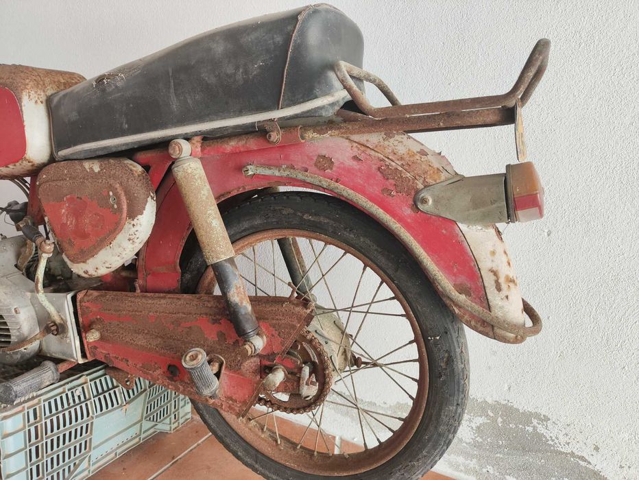 RARIDADE, para um amante do RESTAURO - FAMEL X 15 Zundapp