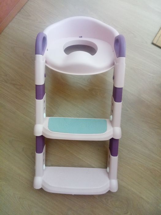 Assento com escadas para sanita para crianças