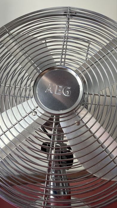VentoInha de mesa AEG - METAL