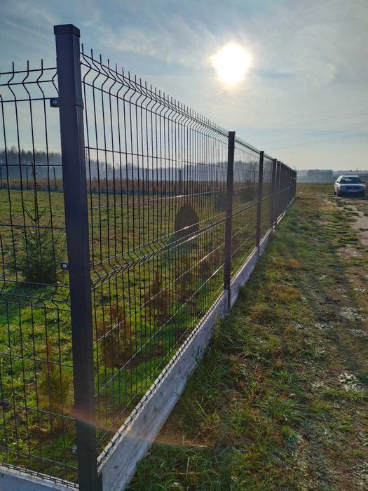 Płyty betonowe, podmurówki, łączniki, ogrodzenia panelowe