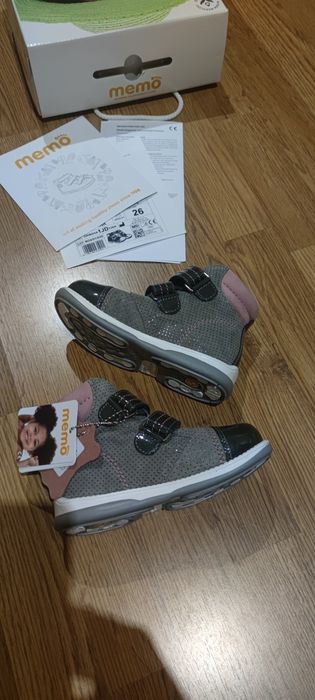 Черевики, ботіки демі Memo 26р нові