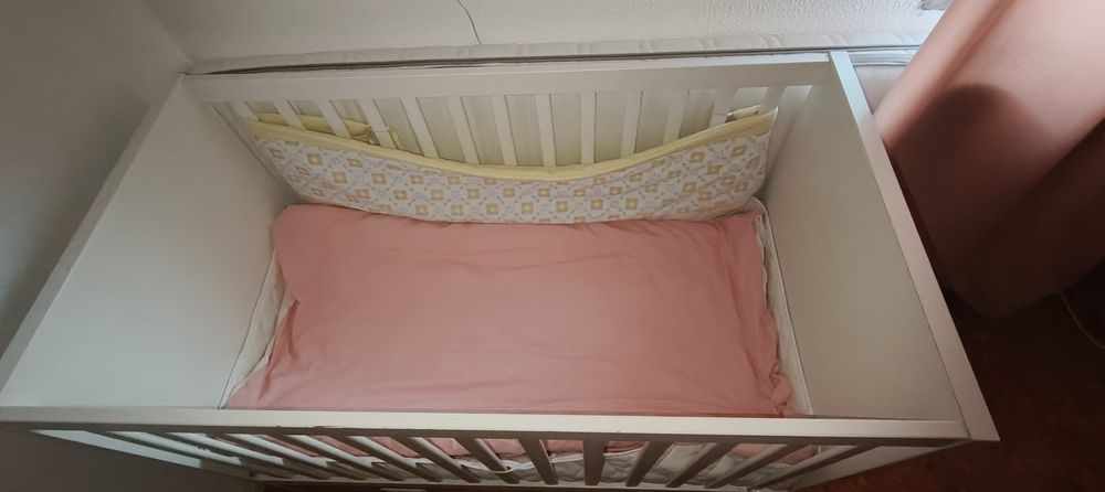 Berço com tudo incluído
