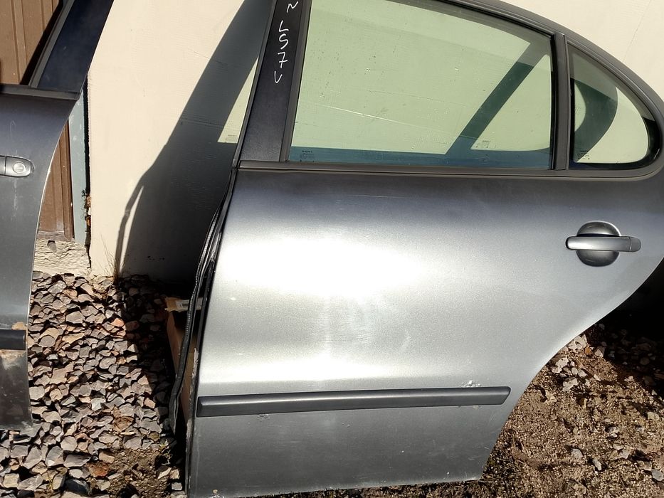 Drzwi Seat Leon 1 ,Toledo 2 ,kod lakieru LS7U