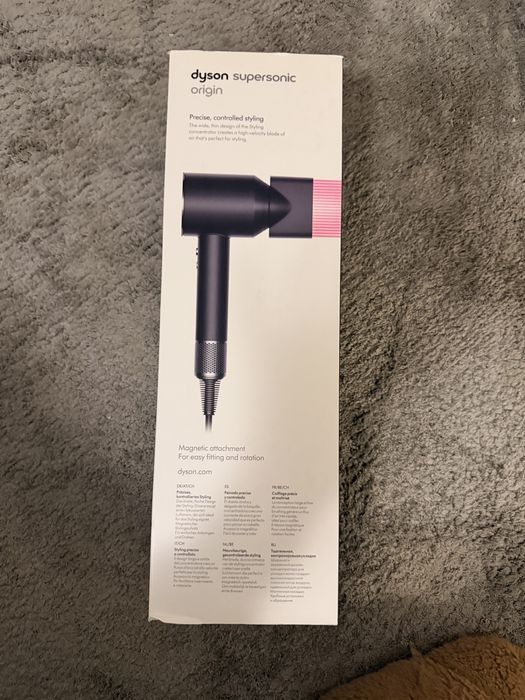 Karton do Dyson suszarki supersonic