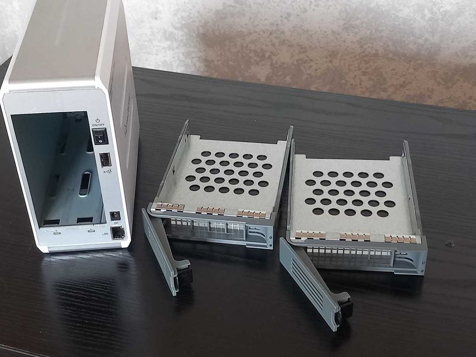 Serwer NAS — EDIMAX NS-2502 Home Center
