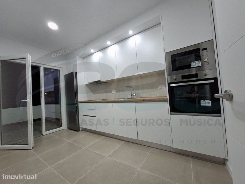 Apartamento T2 com terraço