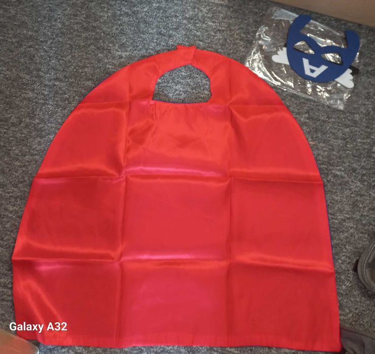 Peleryna i maska Kapitan Ameryka przebranie na bal dla 3-4 latka