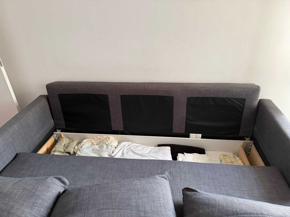 Sofá-cama IKEA FRIHETEN 3 lugares cinzento com arrumação