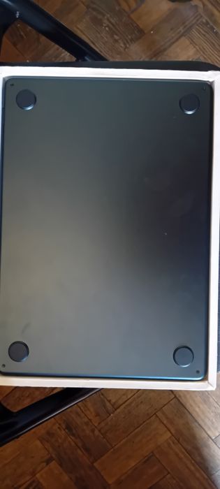 Macbook Air M3, 16GB
Sem nenhum problema totalmente novo
Motivo da venda é só por não usar