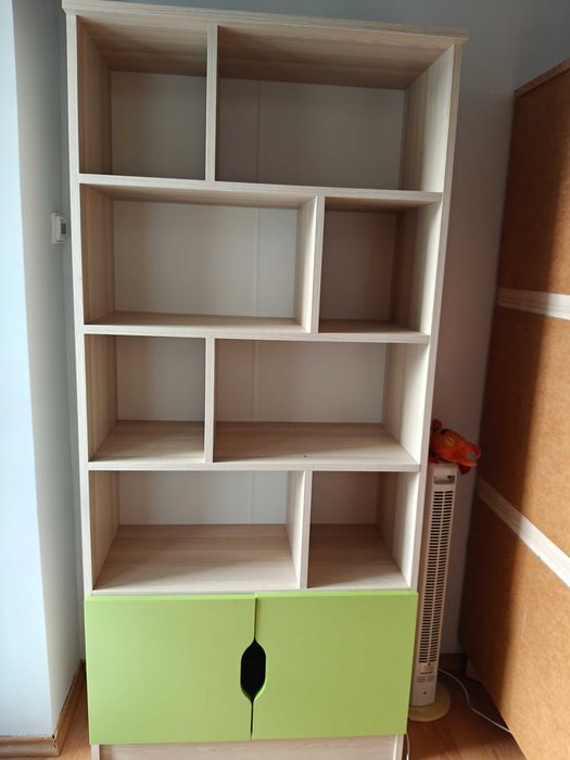 Oddam za darmo zestaw mebli dziecięcych