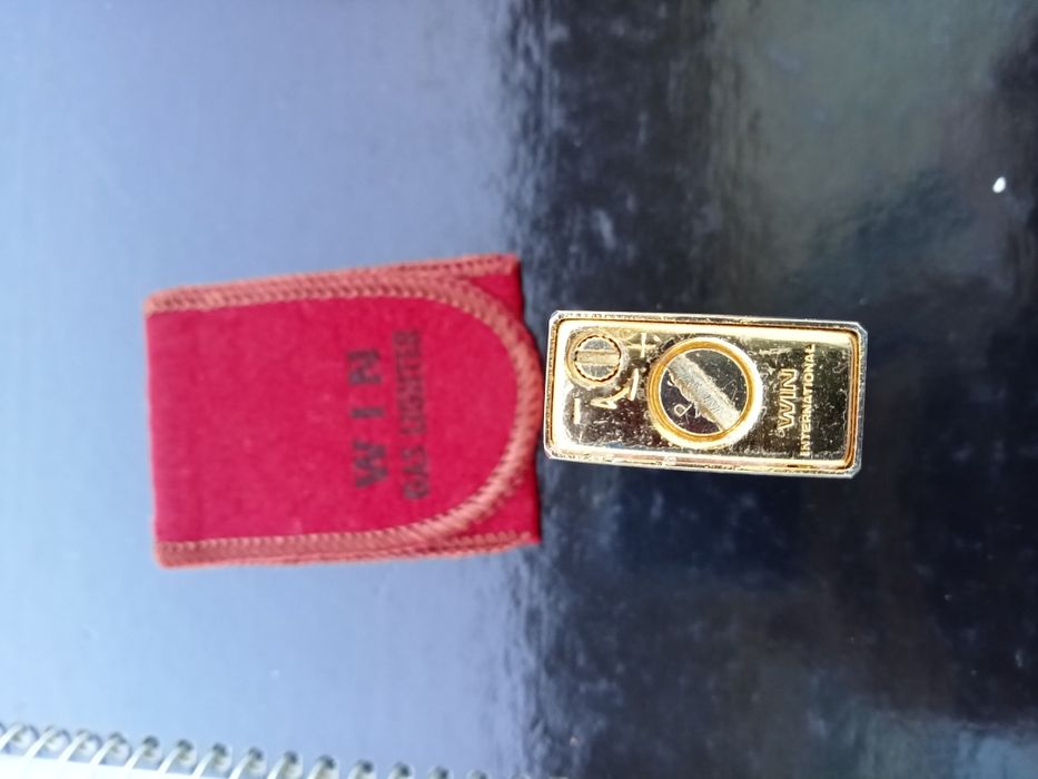 Isqueiro de coleção win