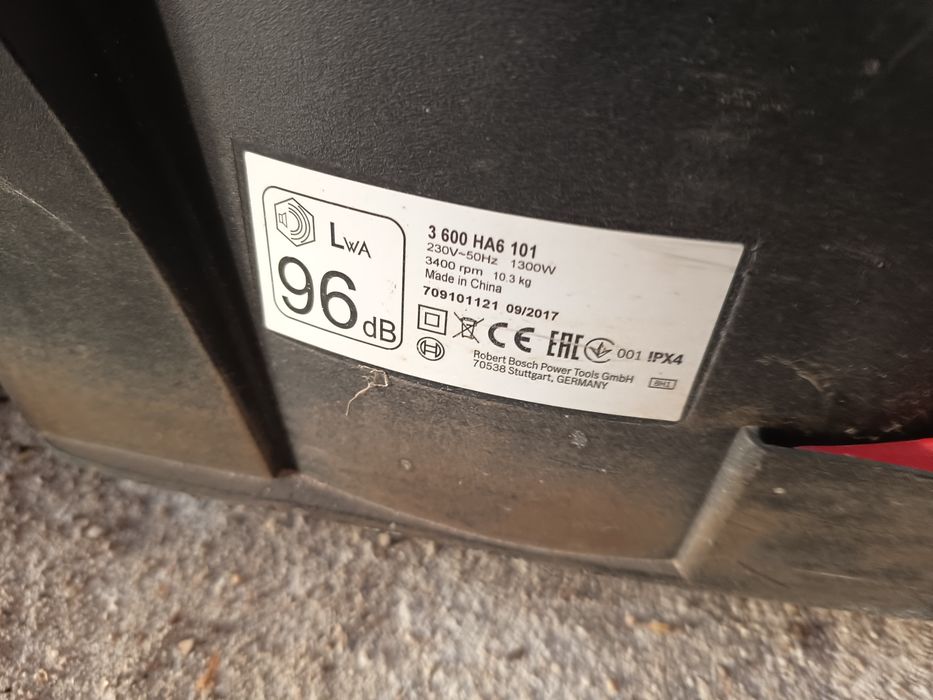 Corta Relva Bosh ARM 34