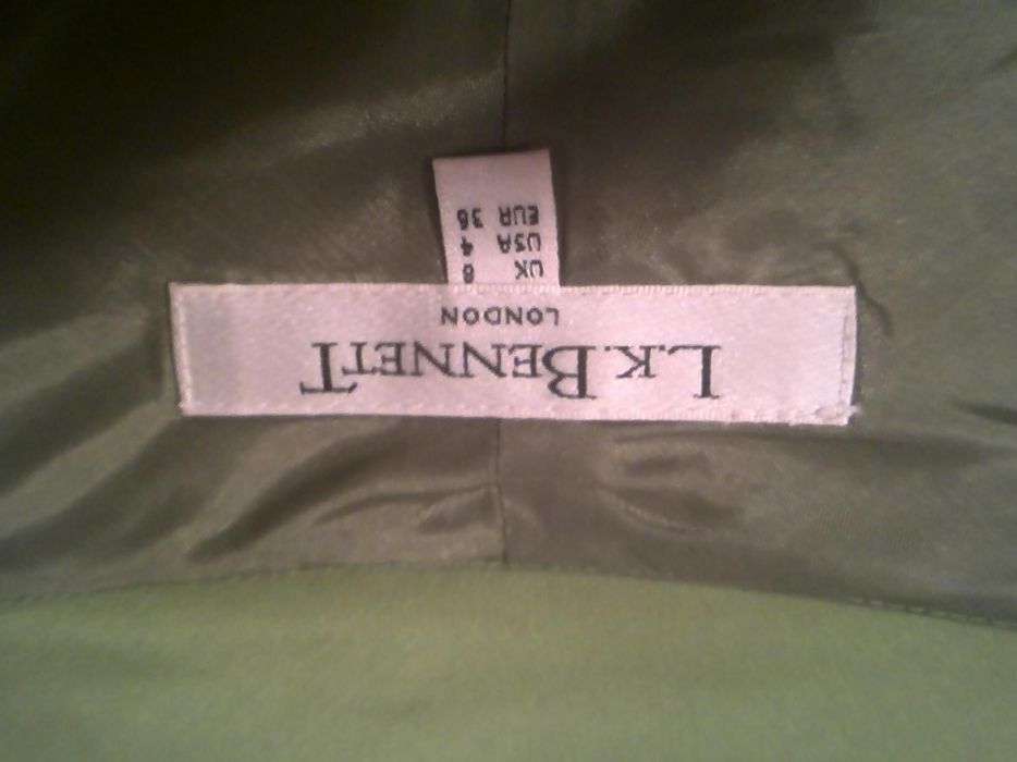 Продам английское платье фирмы L.k.Bennett,100% шелк,с нат.камнями