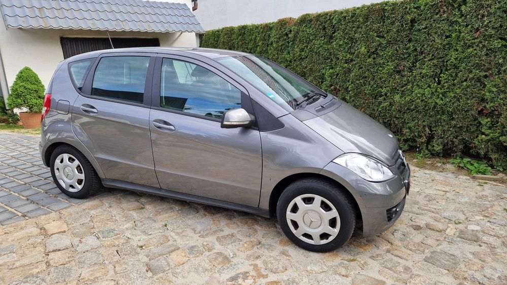 Mercedes A180 2010r