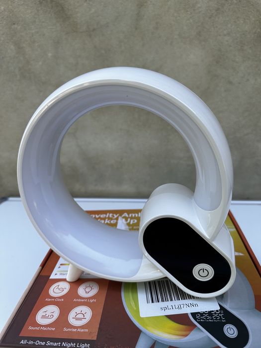 Nowy inteligenty budzik RGB 16 mln, zegar, wschód słońca, 15 dźwięków