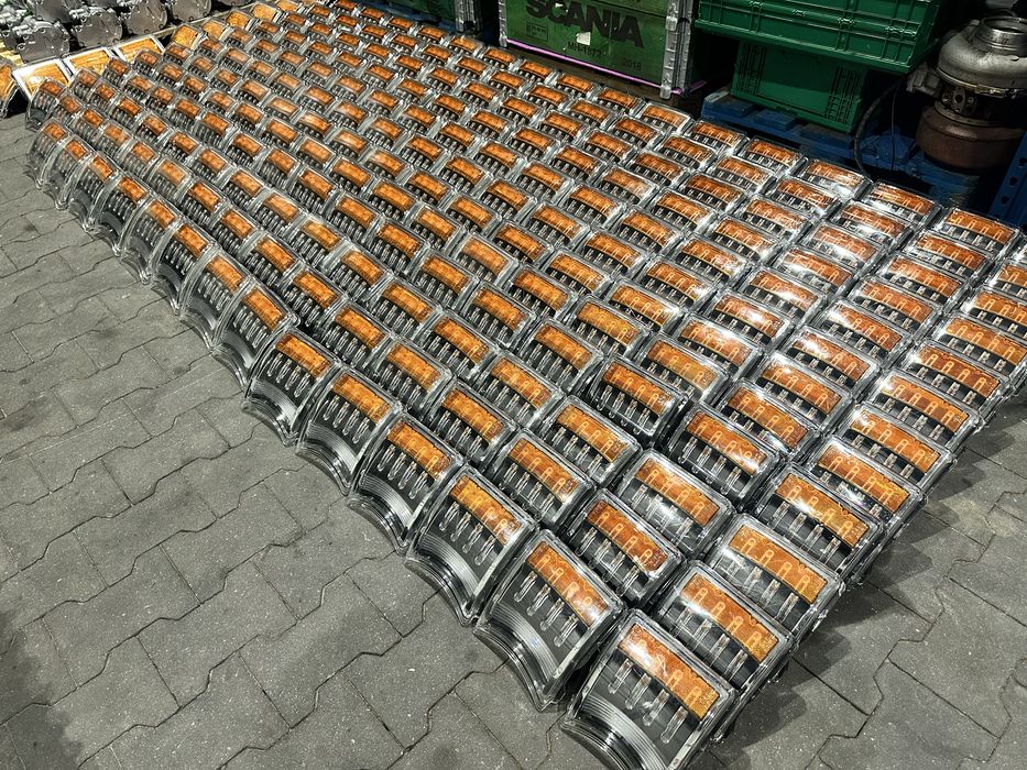 Nowe kierunkowskazy kierunek led xenon Scania R Streamline Oryginał