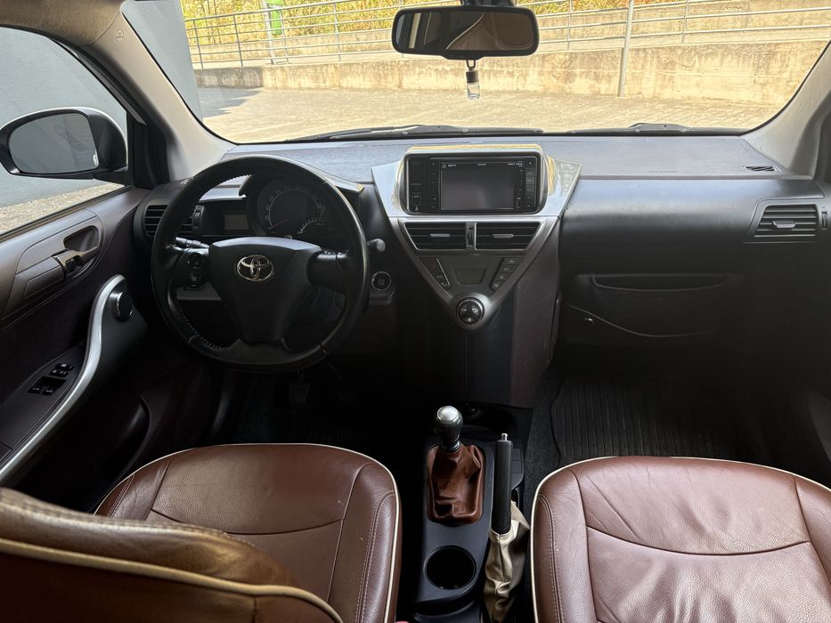 Toyota IQ 1.0 gasolina