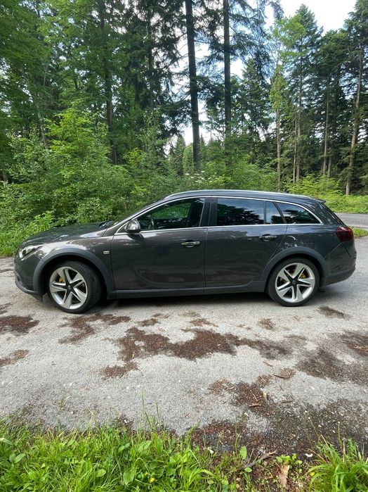 Opel Insignia  Country Tourer 4x4 ROK 2014