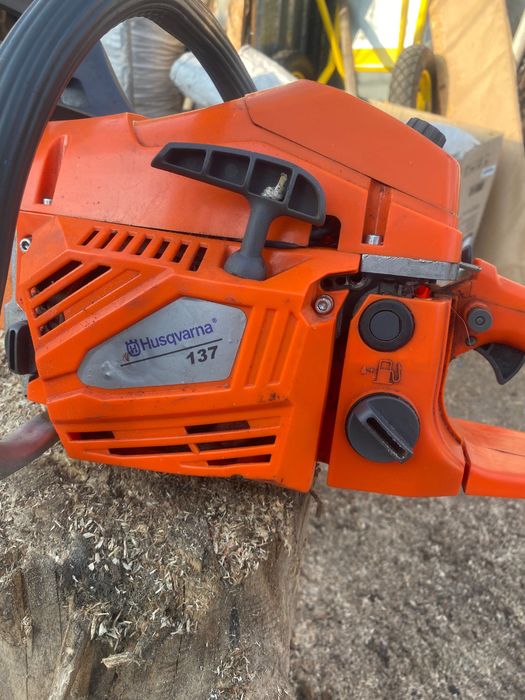 Бензопила husqvarna  137