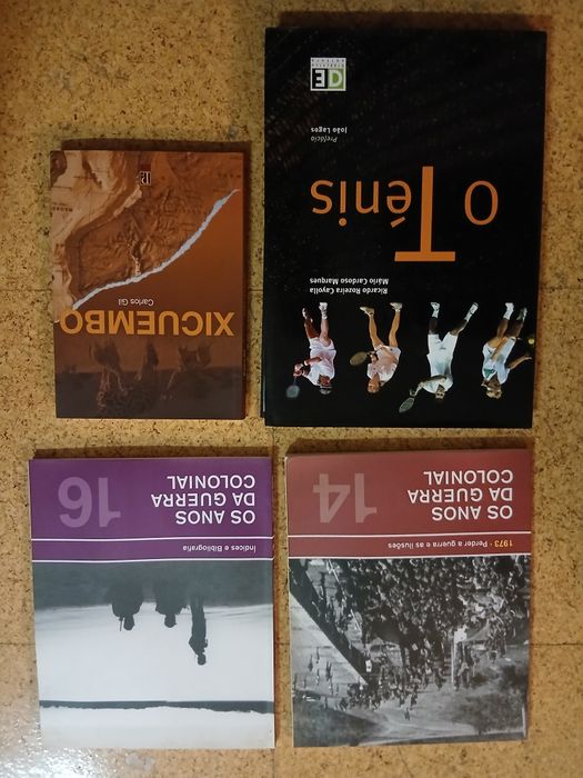 Livros diversos antigos