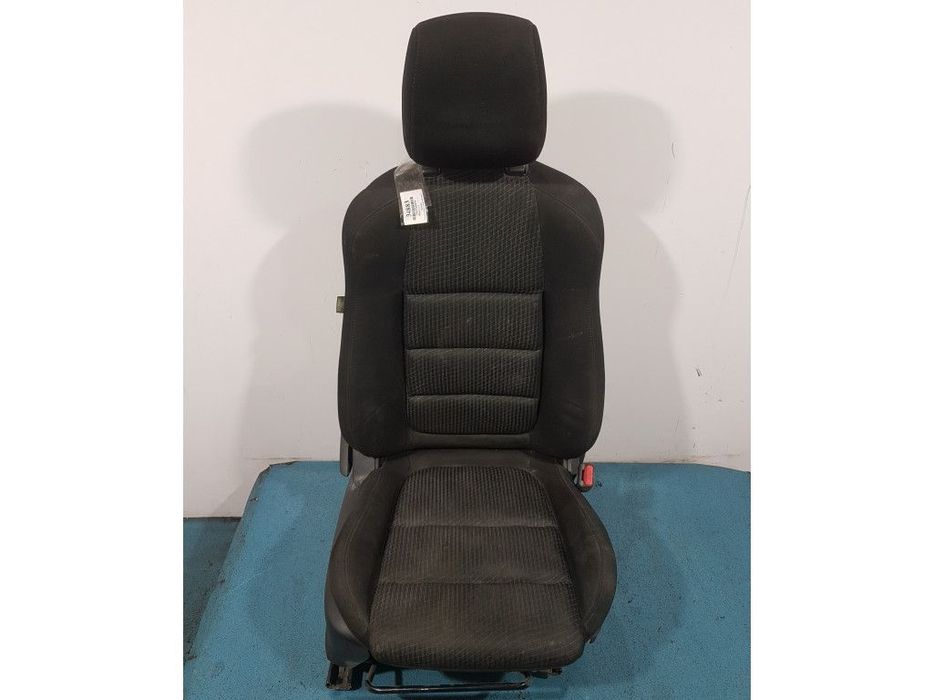 MAZDA CX-5 I FOTEL PASAŻERA.