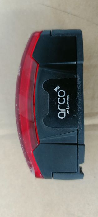 Tylna lampka Spanninga Arco USB .