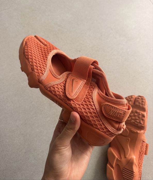 Жіночі балетки NIKE AIR RIFT