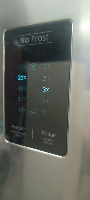 Lodówka Samsung 185cm Pełny No Frost Srebrna LED