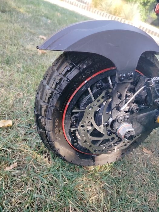 Hulajnoga elektryczna Motus Daytona 10