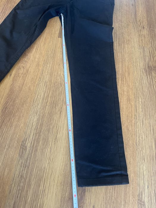 Czarne spodnie House r.M