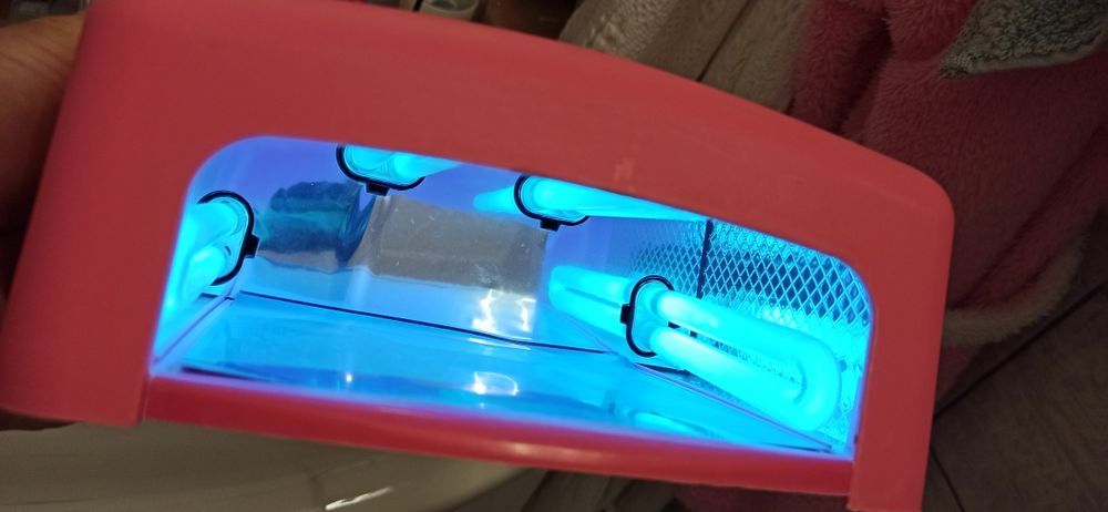 Лампа для манікюру