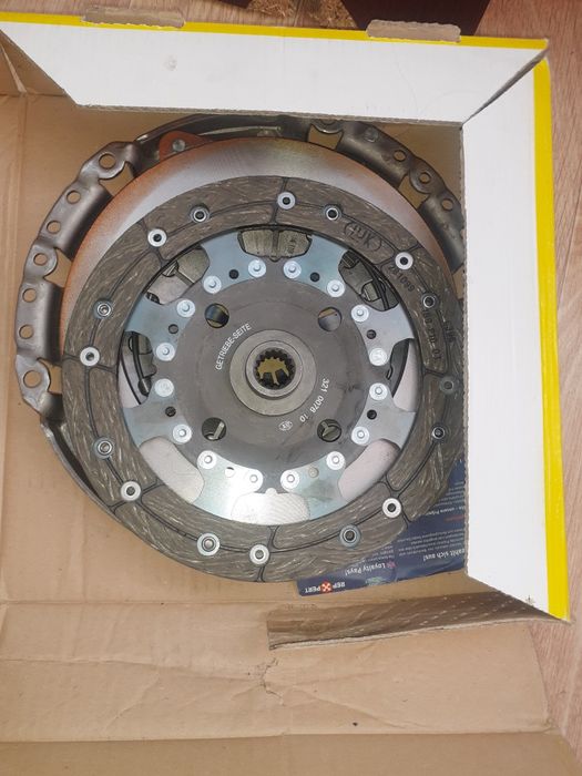 Комплект щеплення Luk 621301109 ford mazda 1.4tdci