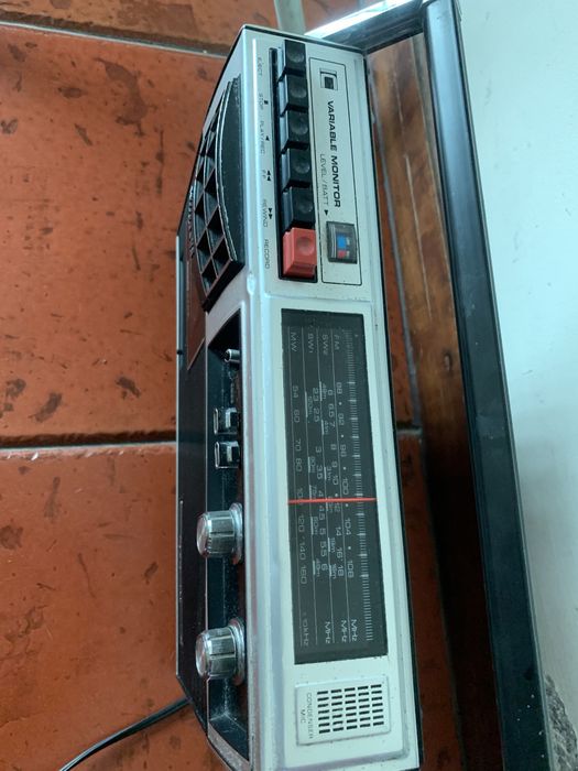 Radio gravador em excelente estado Antiguidade