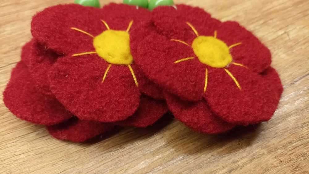 Komplet, kwiaty, maki, filc, wełna, rękodzieło