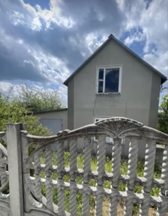 Продам дачу в селищі Рай-Оленівка