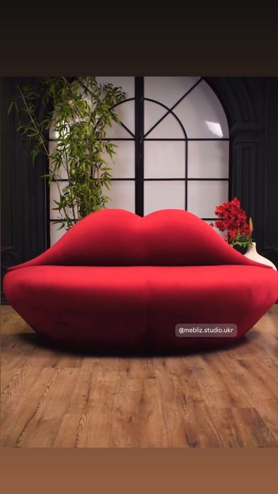 Диван, дивнчик в студію, салон, офіс для дому