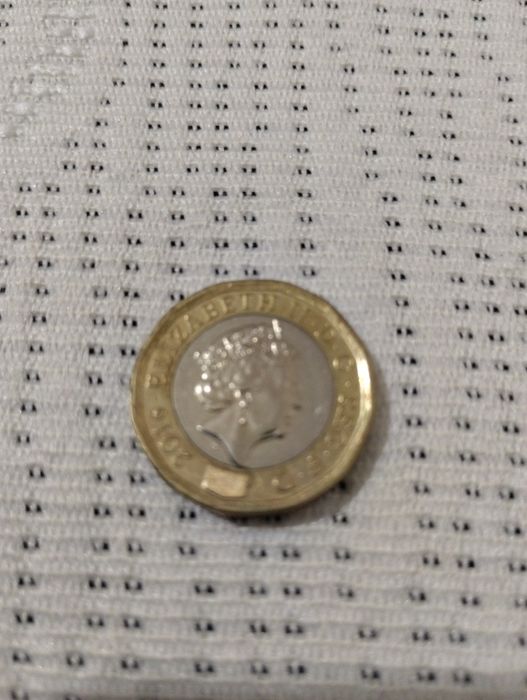 Moeda One Pound D G 2016