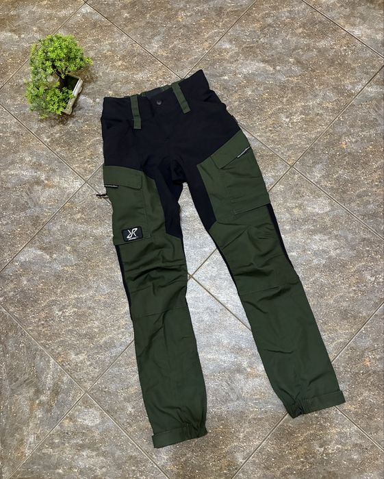 Жіночі штани RevolutionRace розмір XS/34