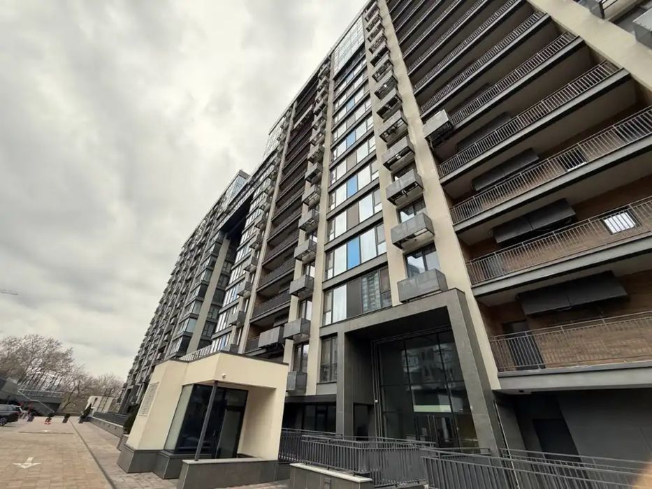 Сдам 2ком квартиру ЖК Небо паркинг генератор лифт тепло вода